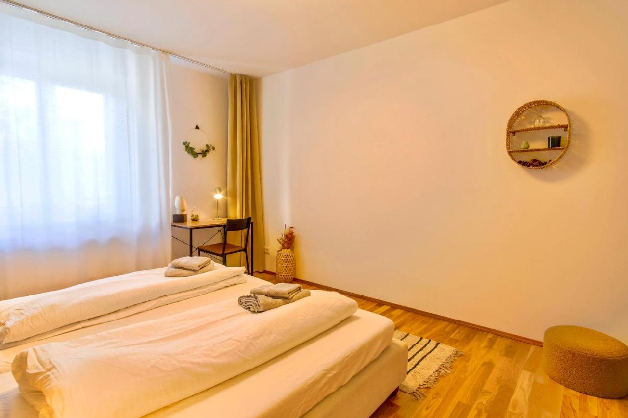 4-Room Luxury Apartment - Close To Central Station, Free Parking, Kitchen Lipcse Kültér fotó